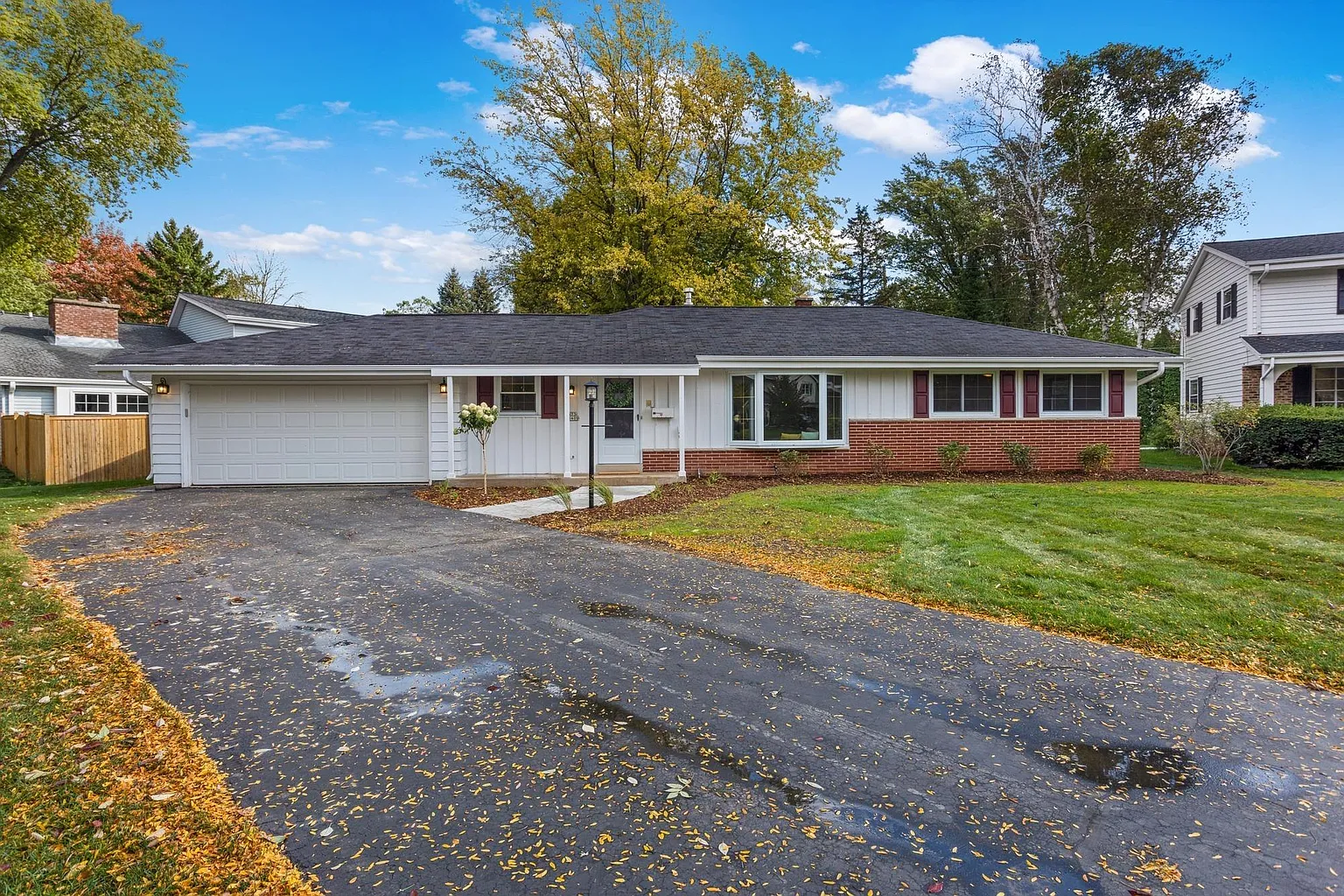 N73W5409 Georgetown Dr photo 1