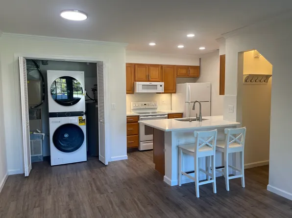 21 Kensington Rd, Bedminster, NJ 07921