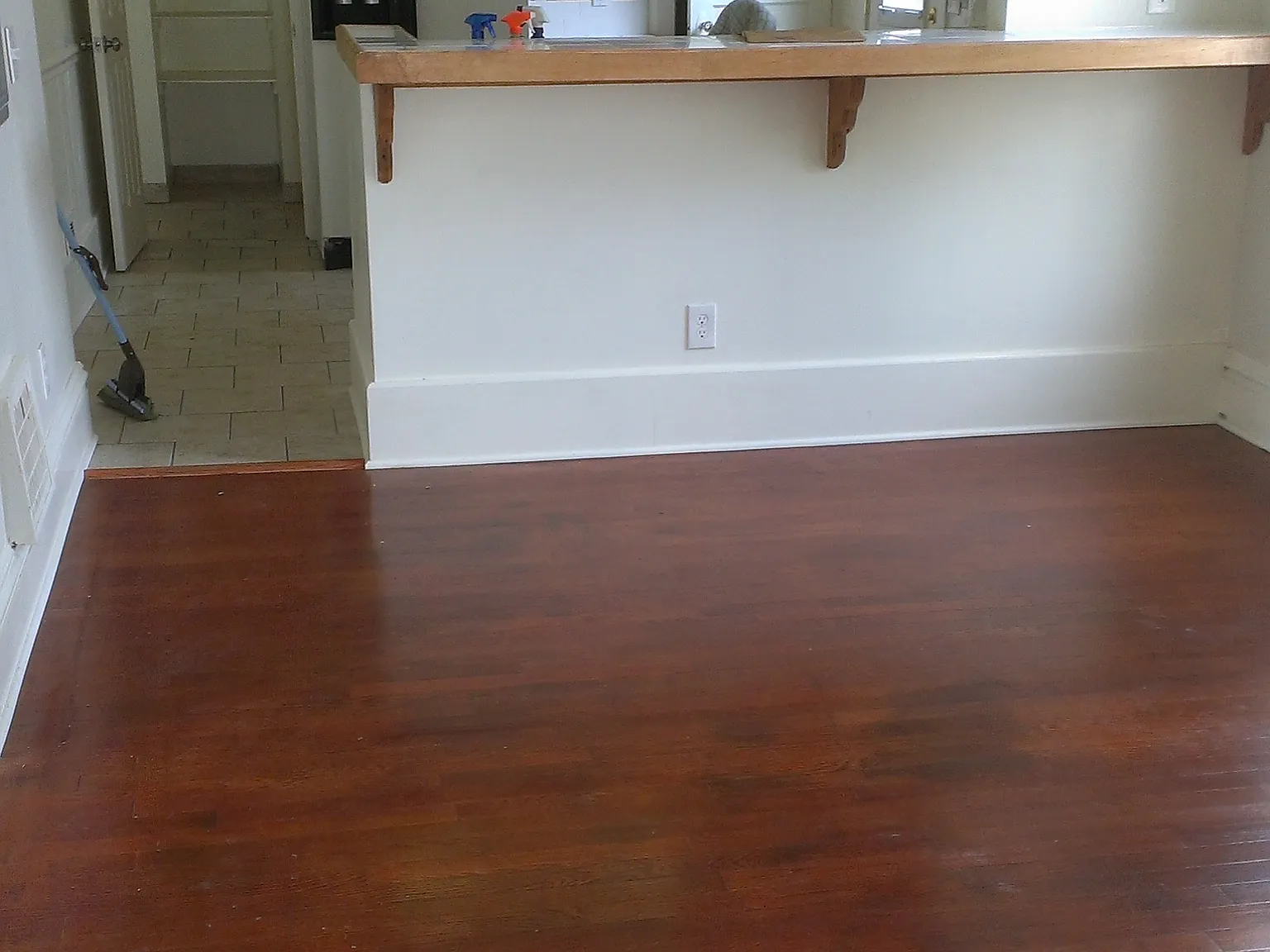 625 Jackson — Photo 2