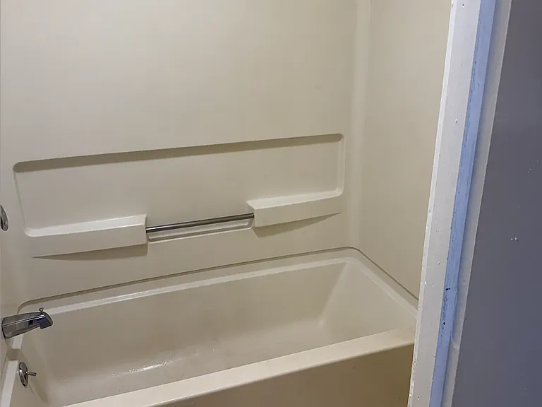 101 Putnam St #1E — Photo 11