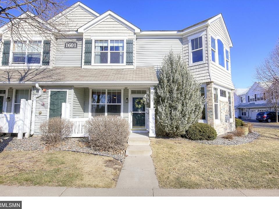 1st image of 1601 Woodlynn Ave E #8