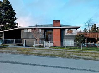 9063 Henderson Pl SW, Seattle, WA 98106