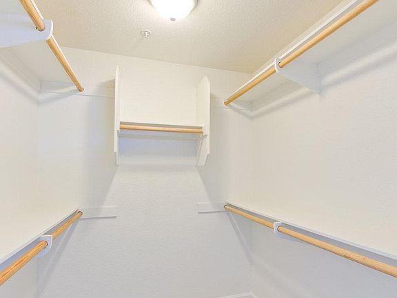 4th image of 2515 Fenton Pkwy APT 303