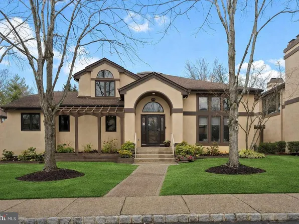 310 Sayre Dr, Princeton, NJ 08540