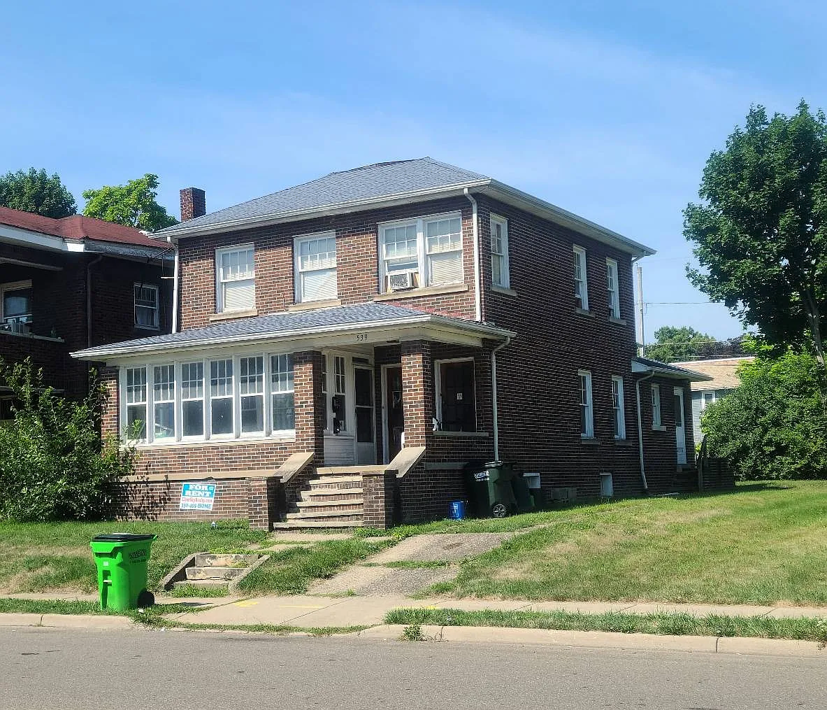 2 bed, 1.0 bath, $550 — Photo 1
