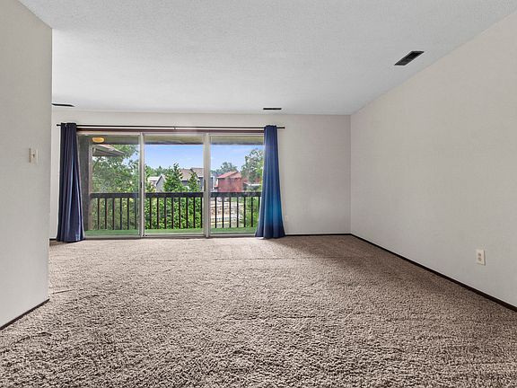 4th image of 2513 E Lakeshore Dr