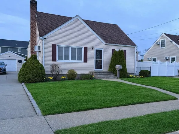 157 Ontario Avenue, Massapequa, NY 11758