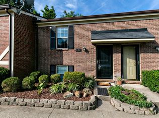 830 Spring Meadows Dr, Lexington, KY 40504