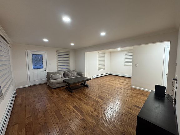 2nd image of 223 Waverly Ave