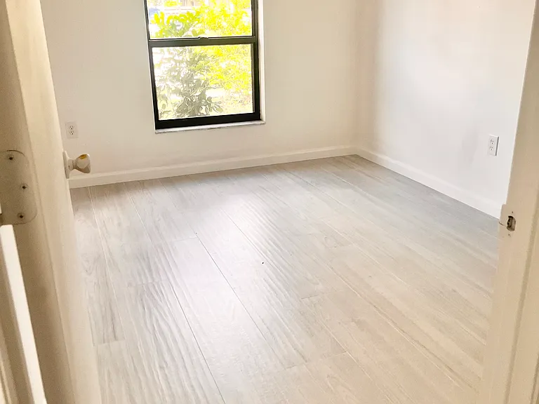 2420 Briar Oak Cir — Photo 52