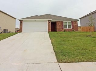 803 SW Green World St, Bentonville, AR 72712