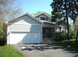 1938 Manning Rd, Darien, IL 60561