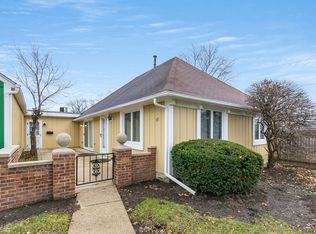 111 Garden Dr, Montgomery, IL