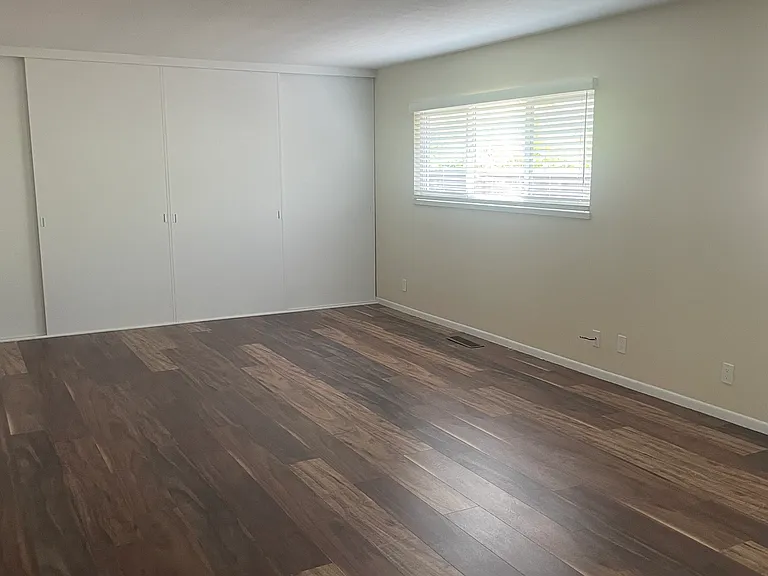 6425 Randall Ct — Photo 21
