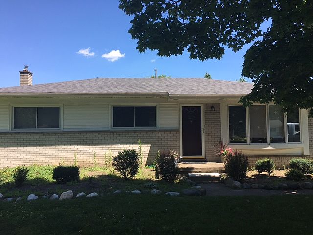 2nd image of 6688 Wealthy St