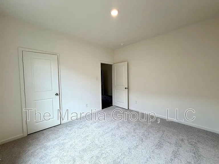 1213 Herring Dr — Photo 13