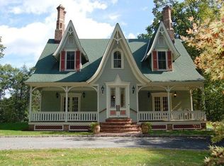 1210 Estates Dr, Ossining, NY 10562