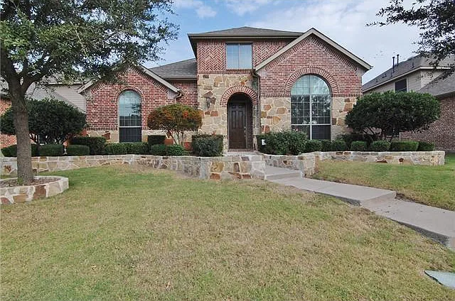 6072 Wallis Dr — Photo 1
