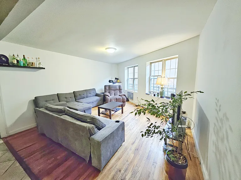 45-11 25th Ave #2F — Photo 1