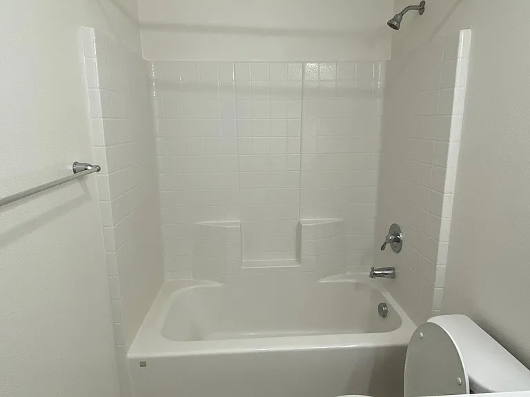 724 Sherry St — Photo 5