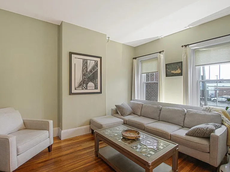 51 Emerson St — Photo 1