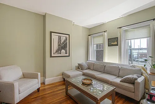 51 Emerson St Photo 1