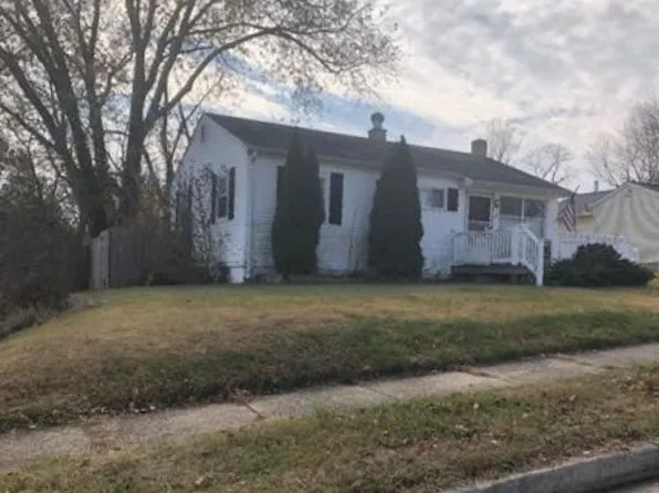 19 Wengate Rd, Owings Mills, MD 21117