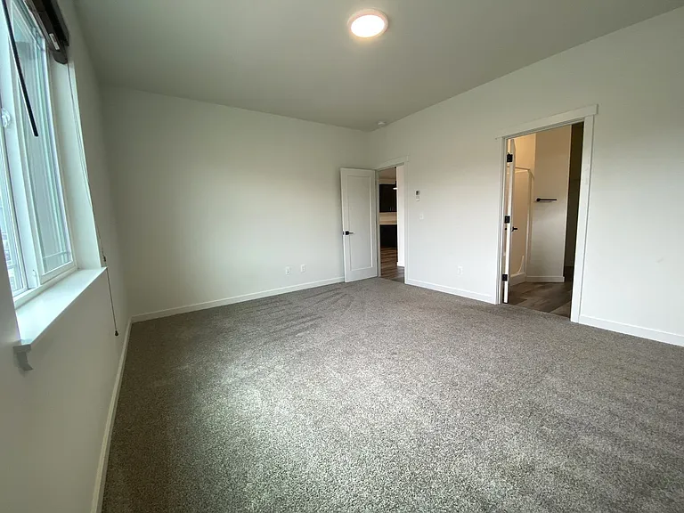 2513 N Benjamin Ln — Photo 16