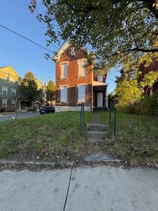 1088 E Long St, Columbus, OH, 43203