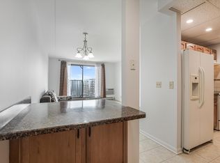 9078 W Heathwood Dr UNIT 5, Niles, IL 60714