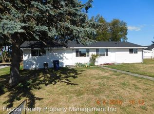 13079 Avon Allen Rd #B, Mount Vernon, WA 98273