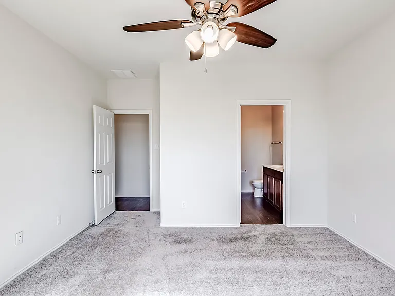 11617 Amber Stream Ln — Photo 19