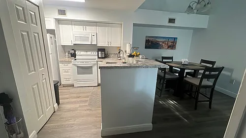 711 SW 111th Way Photo 1