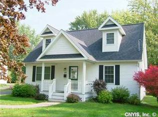 28 Orchard Rd, Skaneateles, NY 13152