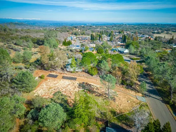 3000 Royce Dr, Rescue, CA 95672