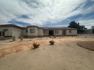 42500 20th St W, Lancaster, CA 93534