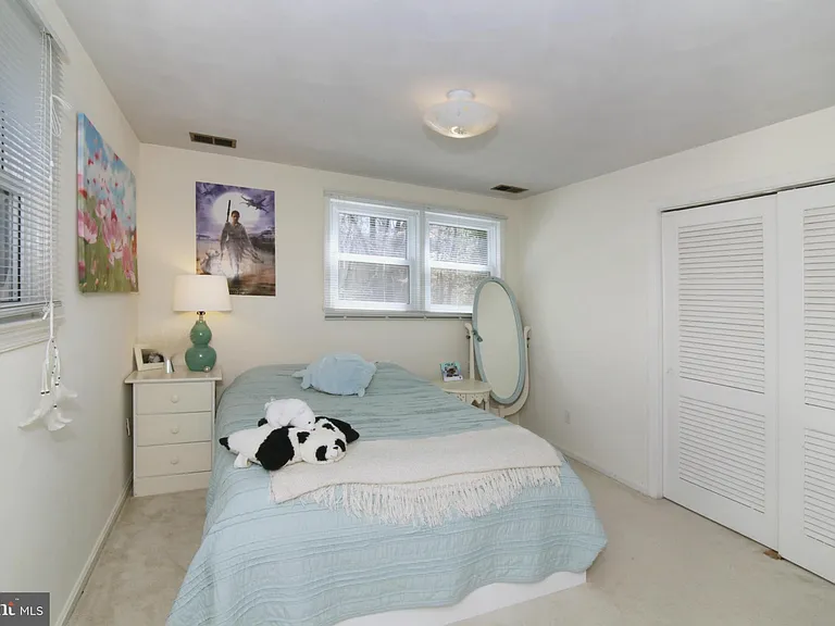 8947 Colesbury Pl — Photo 17