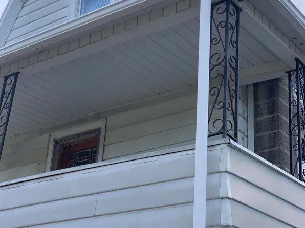 115 Tobin Ln, Edwardsville, PA 18704