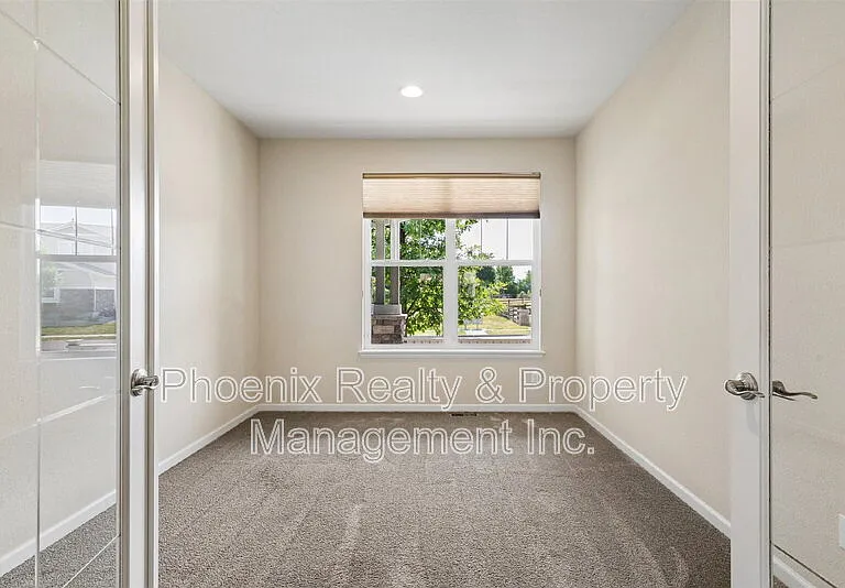 2274 Front Range Rd — Photo 8