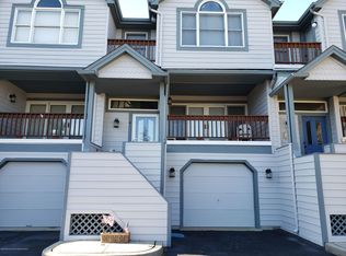 4 Mariners Point W, Tuckerton, NJ 08087