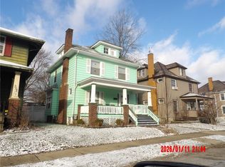304 Spruce Ave, Sharon, PA 16146