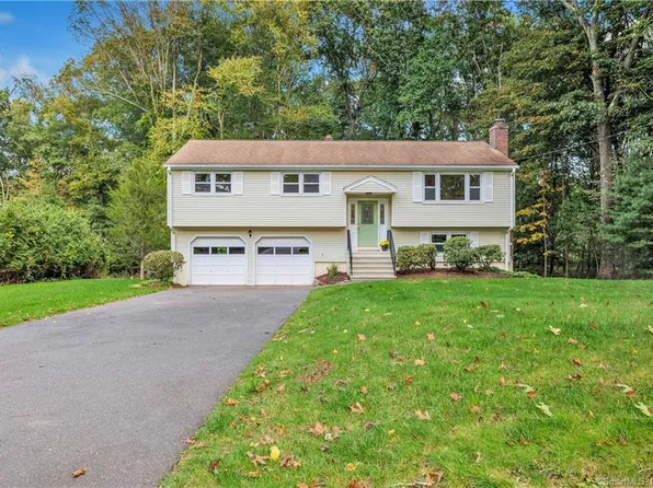 590 Booth Hill Road, Trumbull, CT 06611