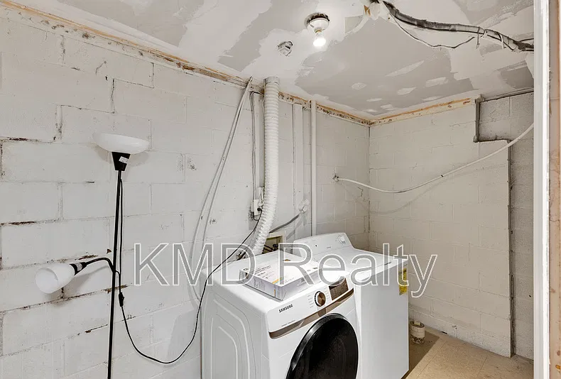 3 bed, 2.0 bath, $1,525 — Photo 2
