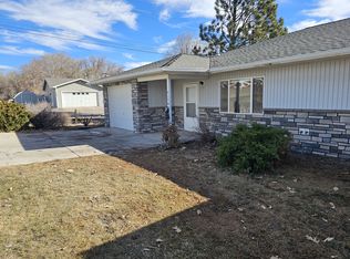 915 NW Ash Ave UNIT B, Cedaredge, CO 81413