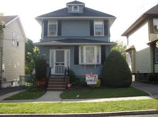 445 Abbott Ave, Ridgefield, NJ 07657