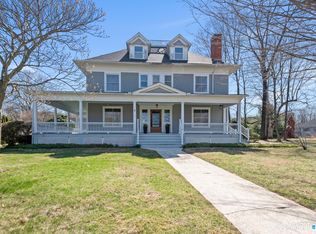1062 Main Street, Glastonbury, CT 06073