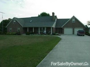 9282 Kelch Rd, Versailles, OH 45380