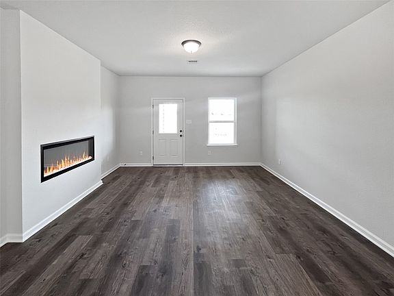 The Davenport II- Family Room with Linear Fireplace