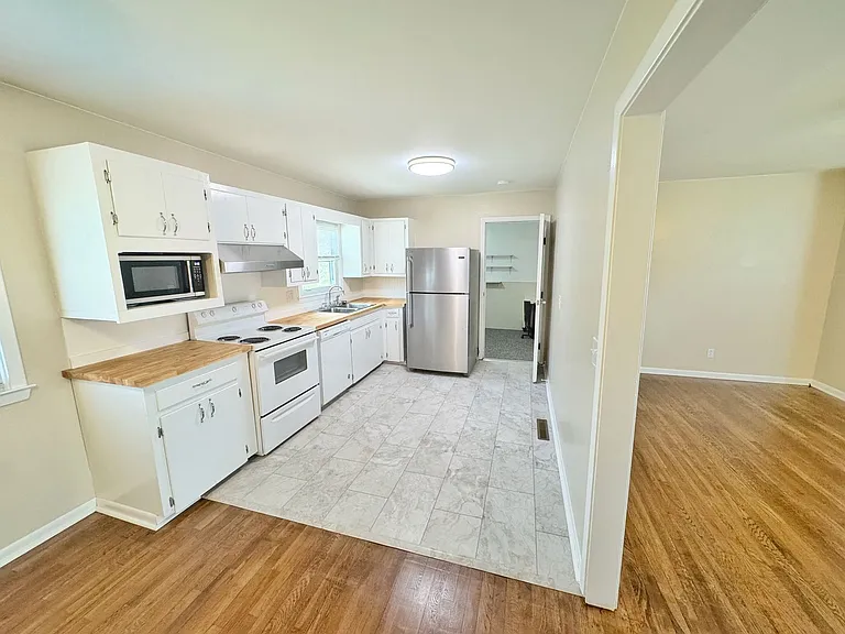 604 Summit Rd — Photo 6