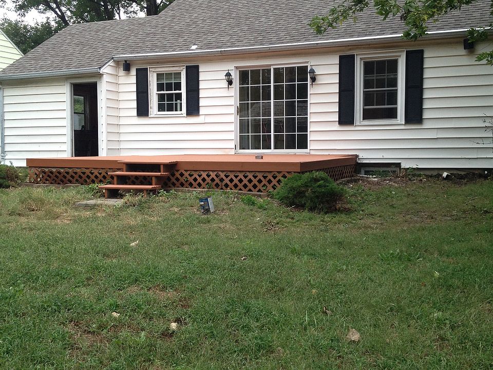 2nd image of 3723 SW Sena Dr
